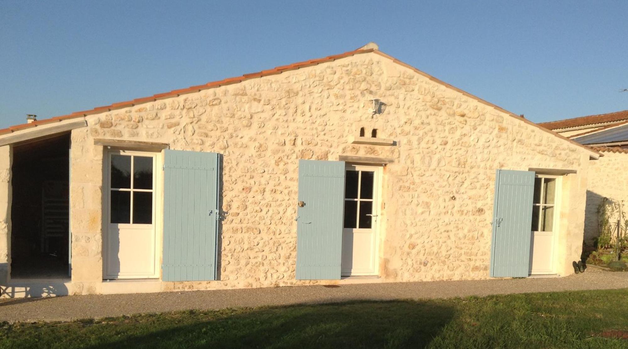 בית הארחה סוז'ון 	Le Domaine Des Aguins מראה חיצוני תמונה